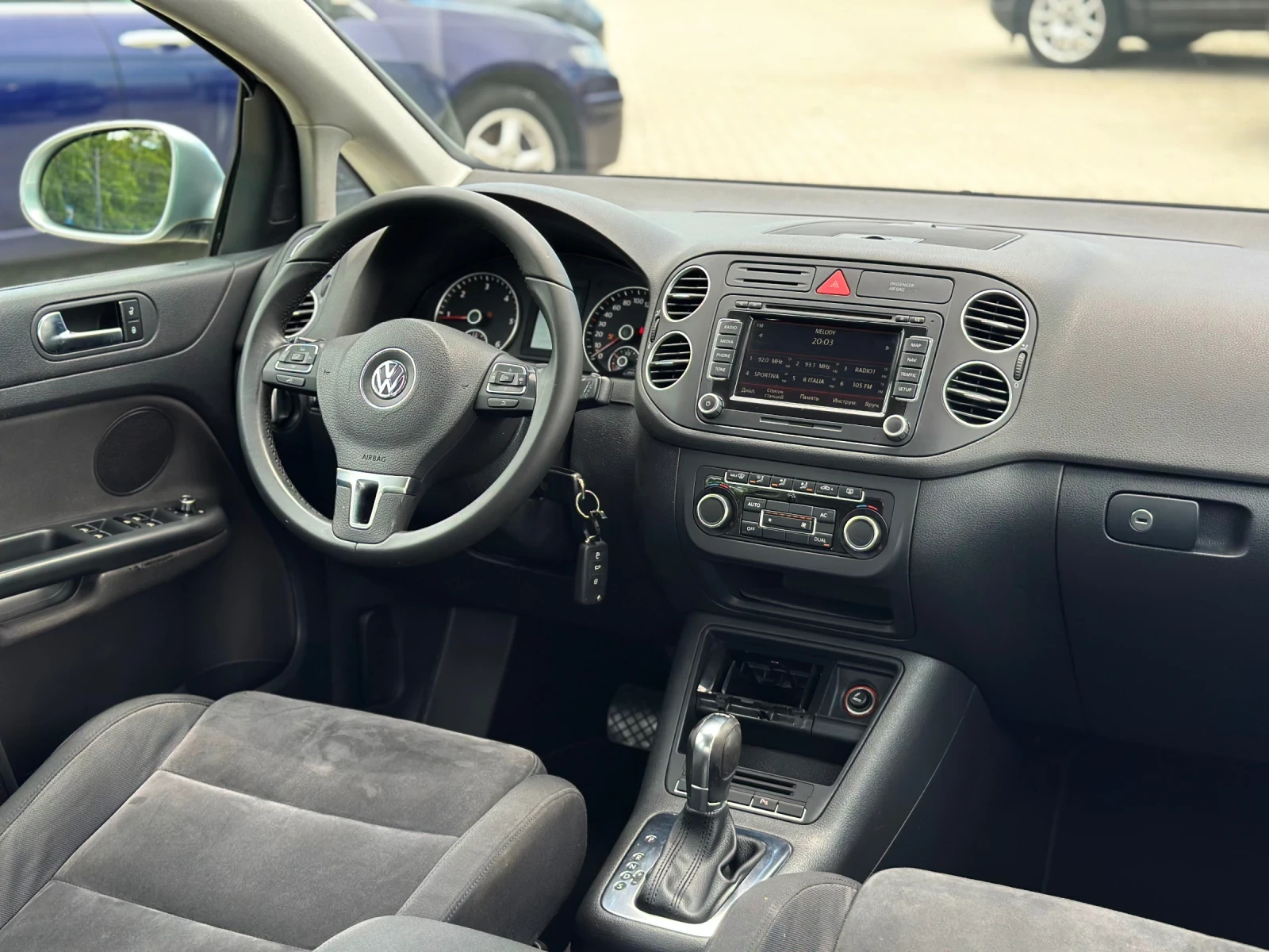 VW Golf Plus Автоматик, снимка 7 - Автомобили и джипове - 54948980