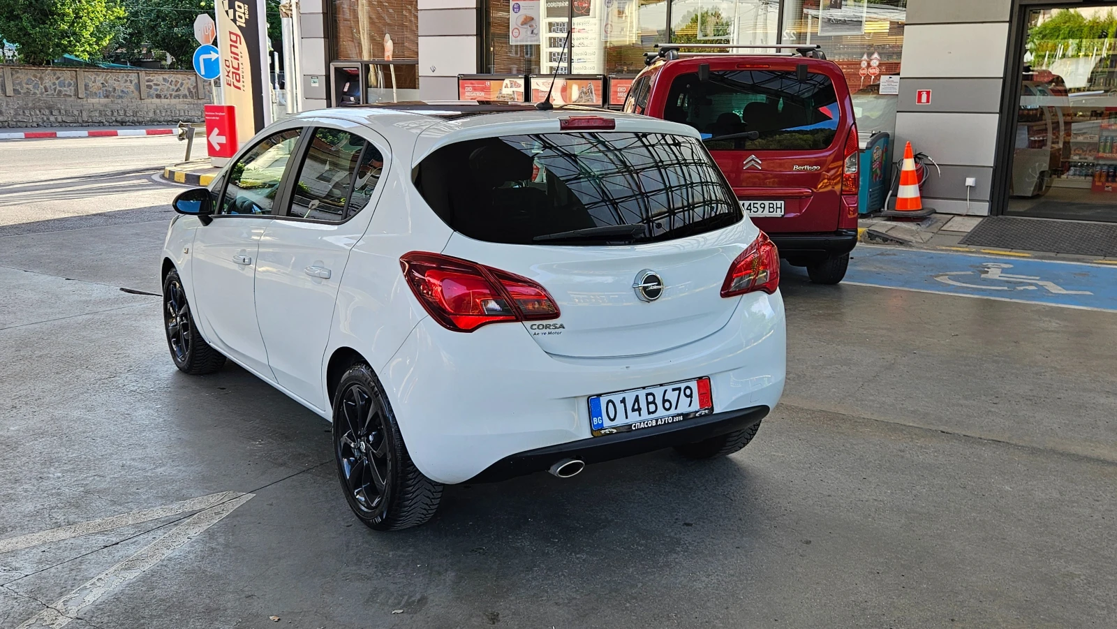 Opel Corsa 1.4 GAZ/FACELIFT/KLIMA, снимка 4 - Автомобили и джипове - 54959710