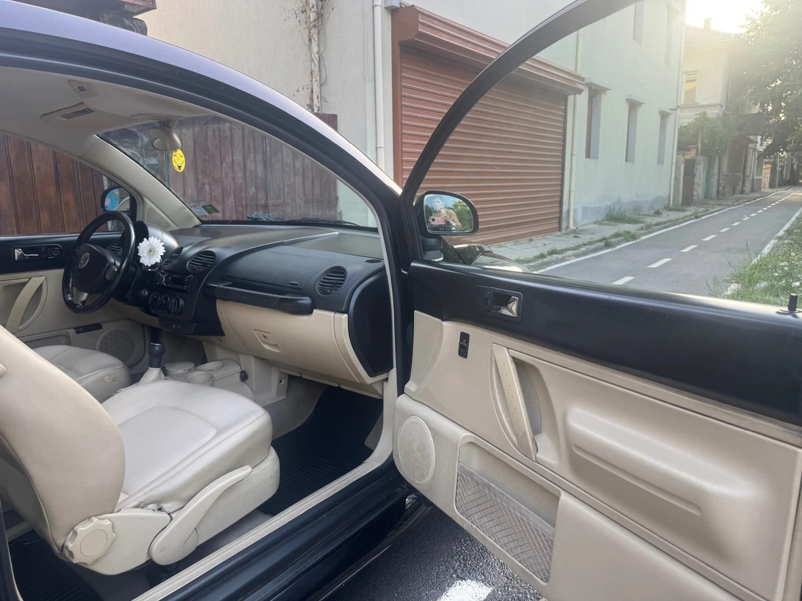 VW New beetle, снимка 11 - Автомобили и джипове - 55091759