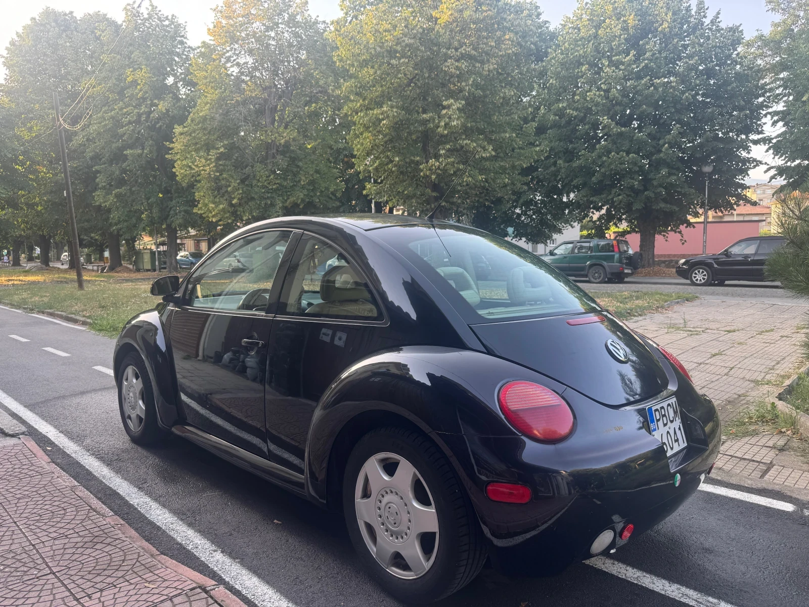 VW New beetle, снимка 12 - Автомобили и джипове - 55091759