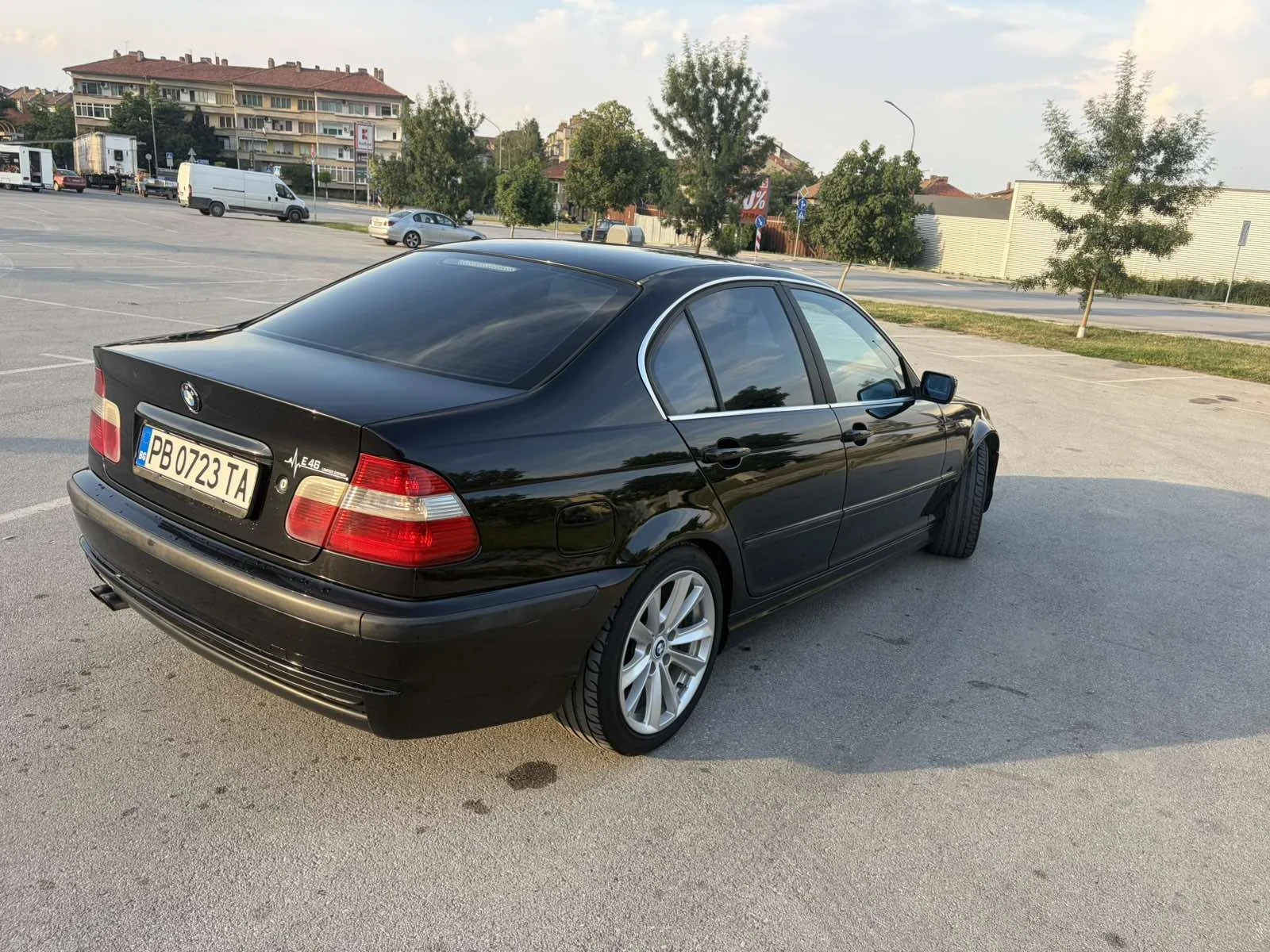 BMW 320 2.2-170 коня, снимка 5 - Автомобили и джипове - 55317546