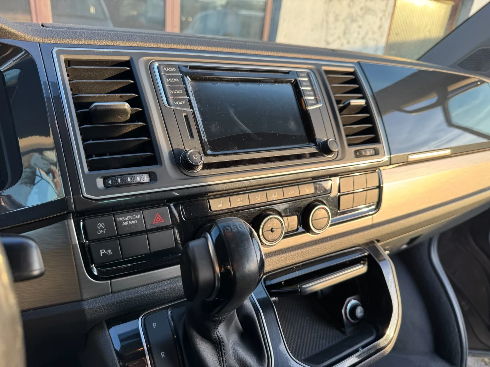 VW Multivan, снимка 7 - Автомобили и джипове - 55573773