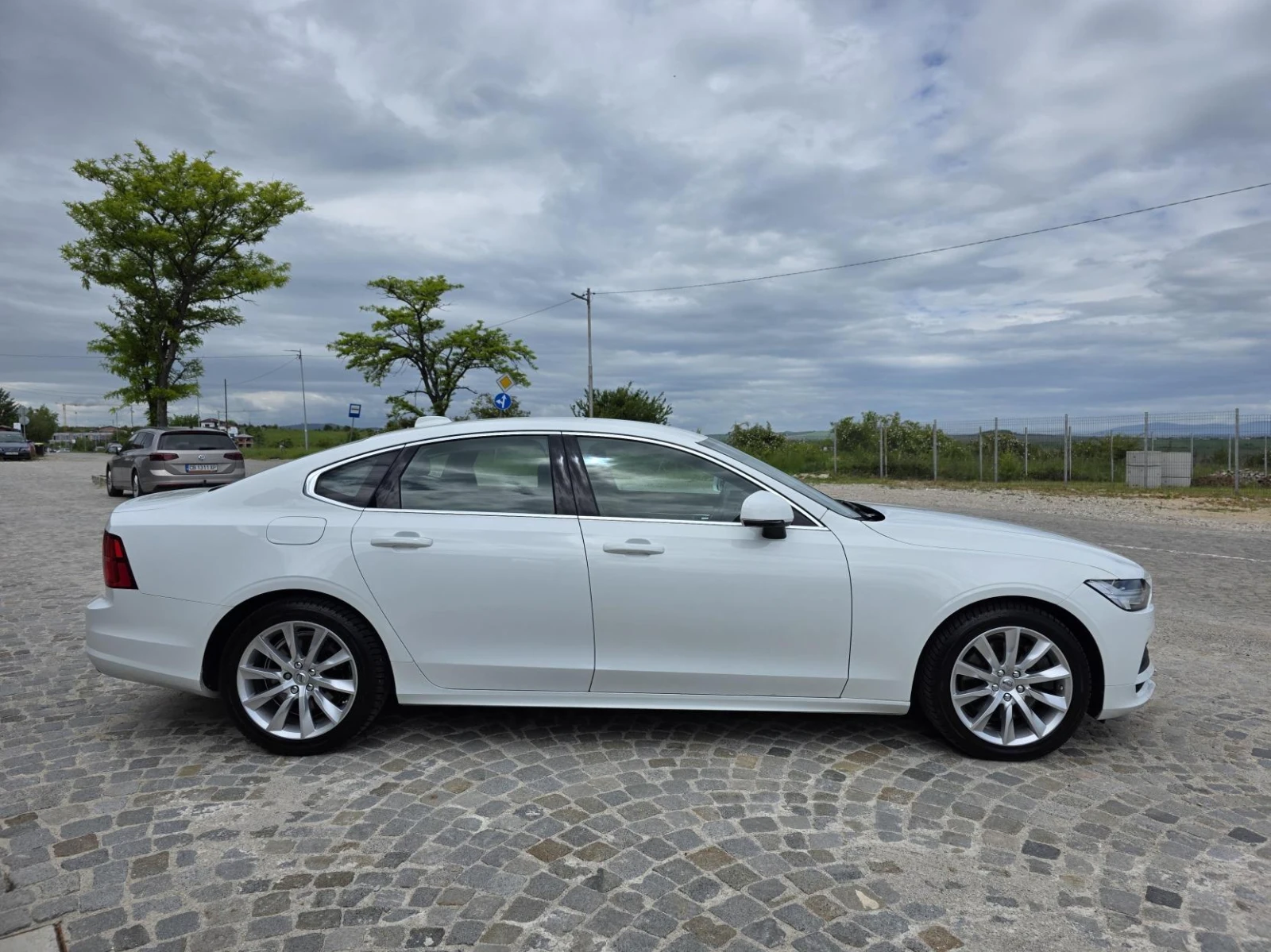 Volvo S90 D5, снимка 5 - Автомобили и джипове - 55710949