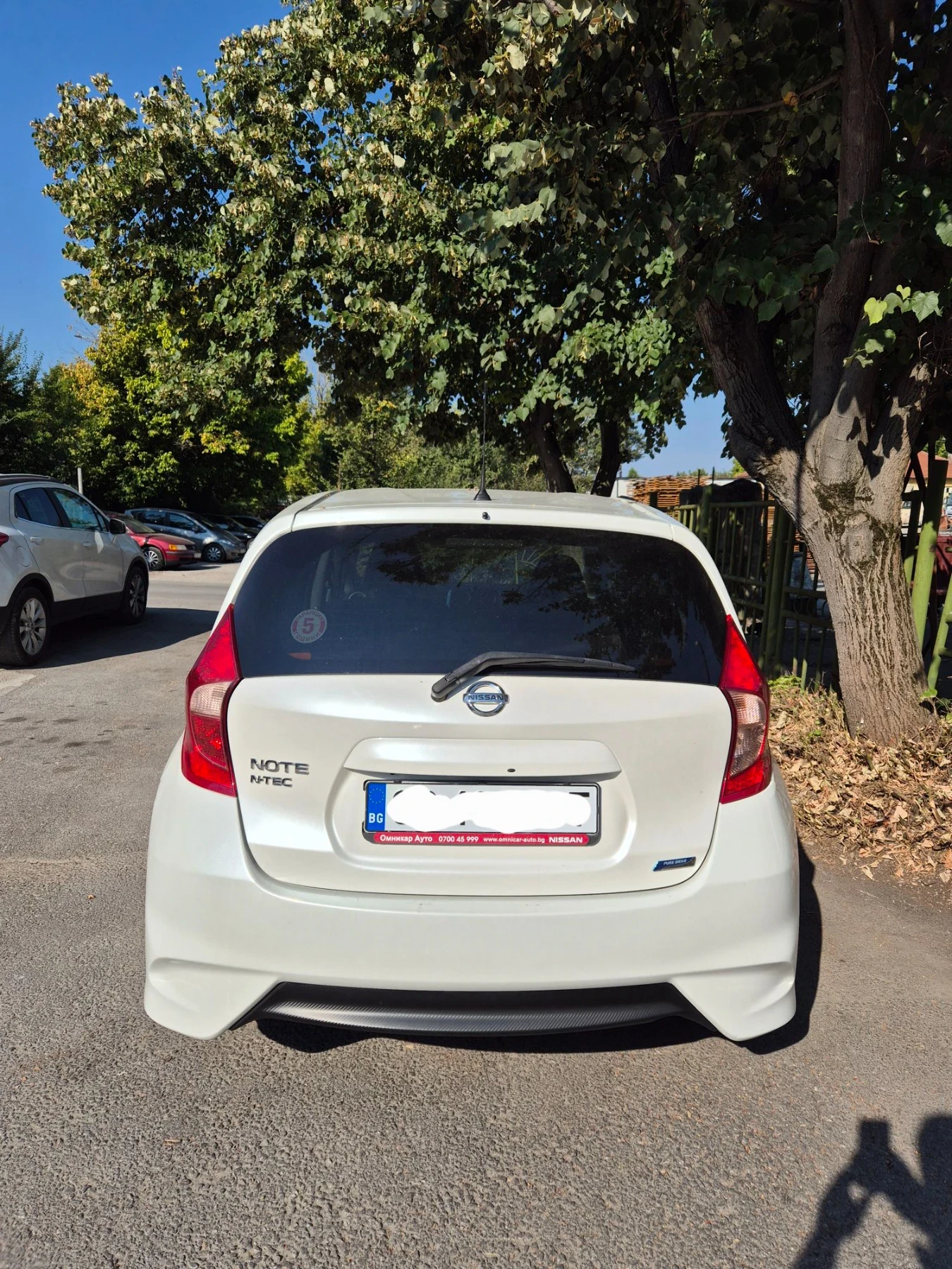 Nissan Note, снимка 3 - Автомобили и джипове - 55770469