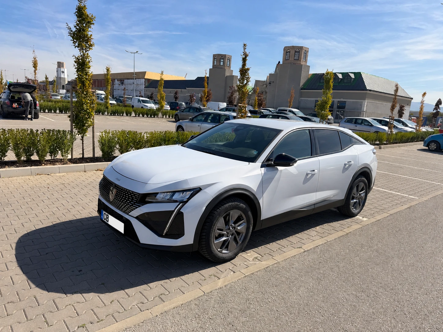 Peugeot 408 1.2 Allure, снимка 2 - Автомобили и джипове - 56163332