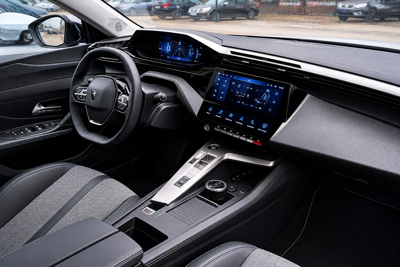 Peugeot 408 1.2 Allure, снимка 7 - Автомобили и джипове - 56163332