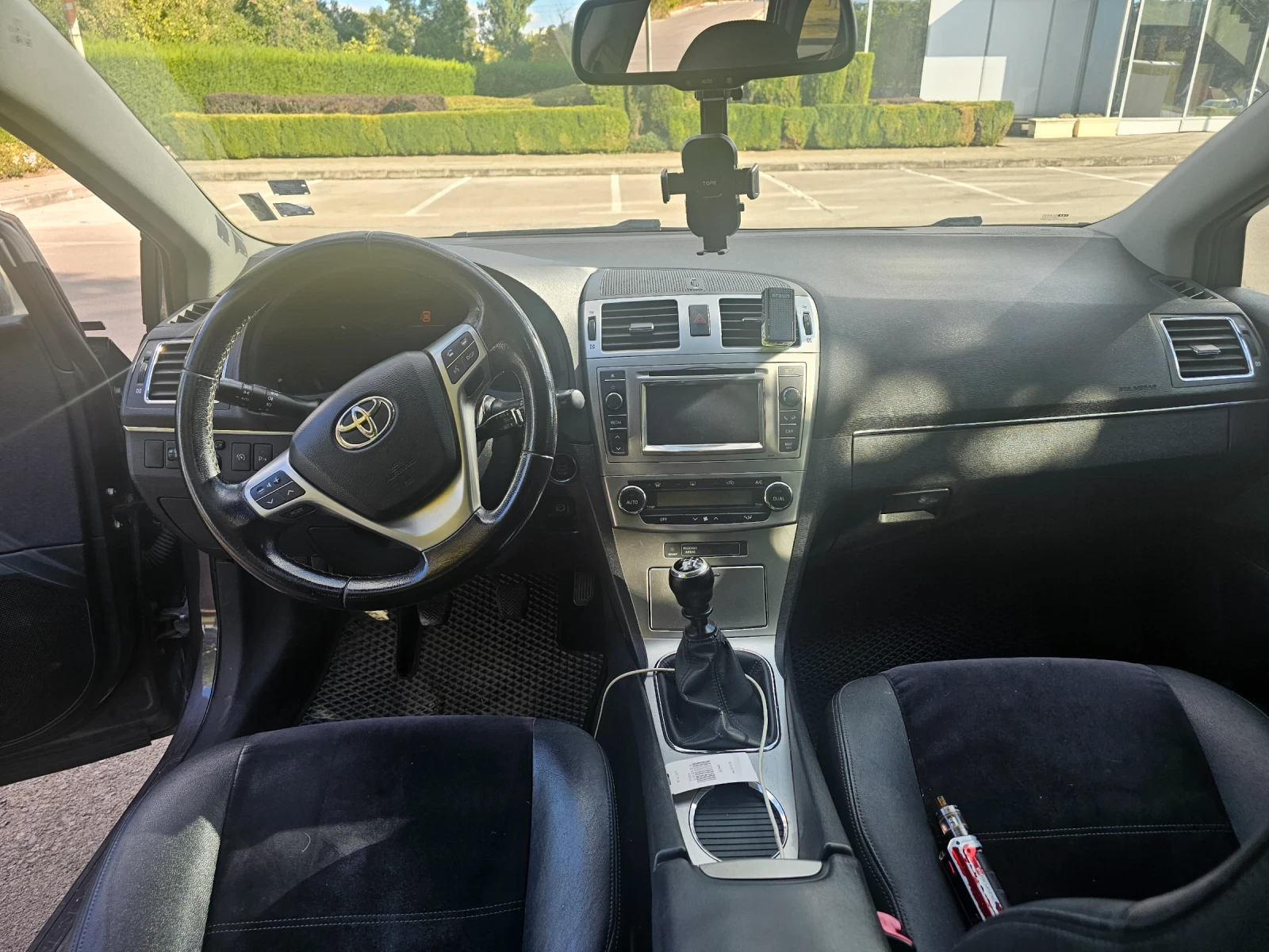 Toyota Avensis Т27, снимка 7 - Автомобили и джипове - 56258235