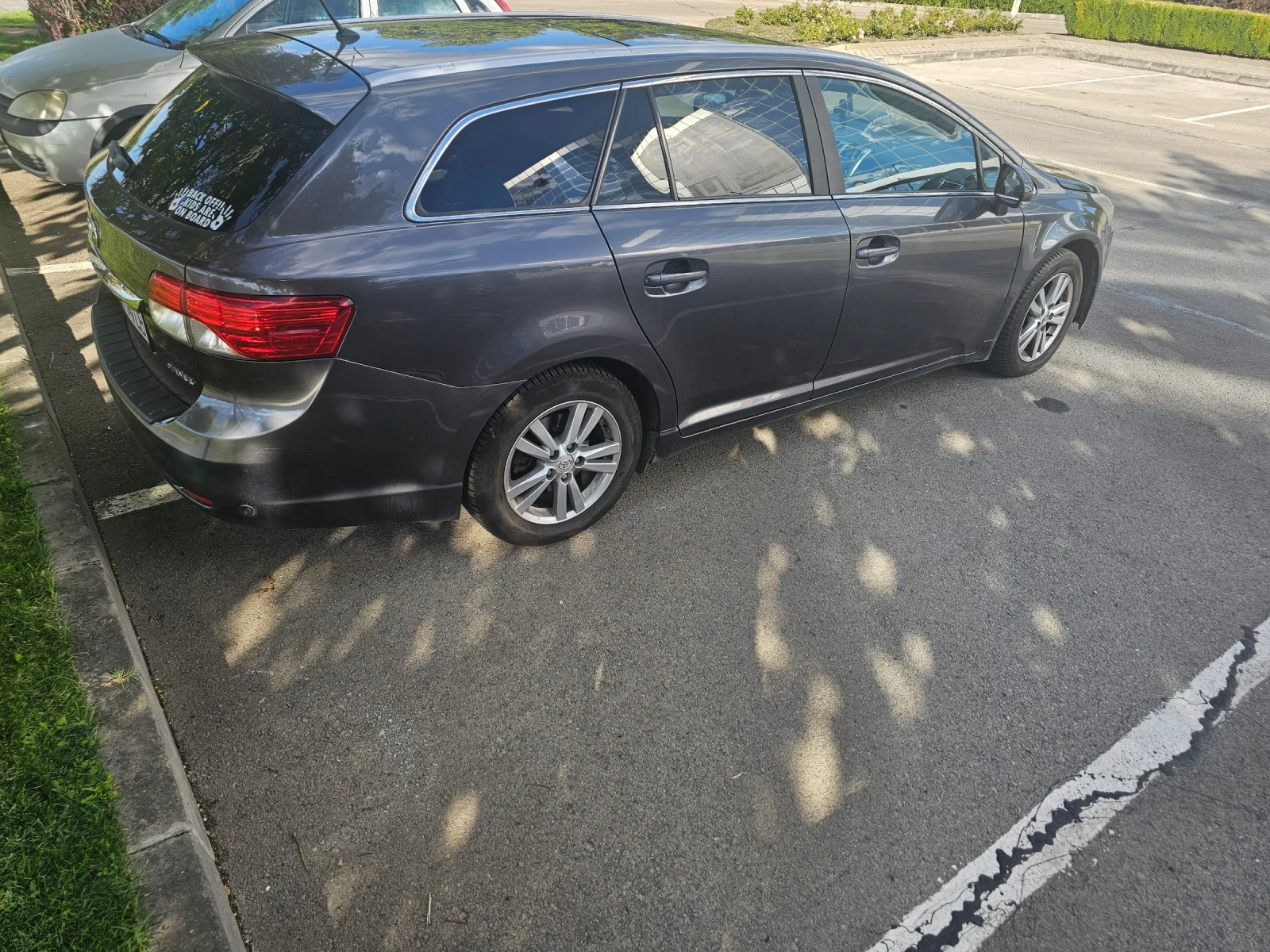 Toyota Avensis Т27, снимка 4 - Автомобили и джипове - 56258235