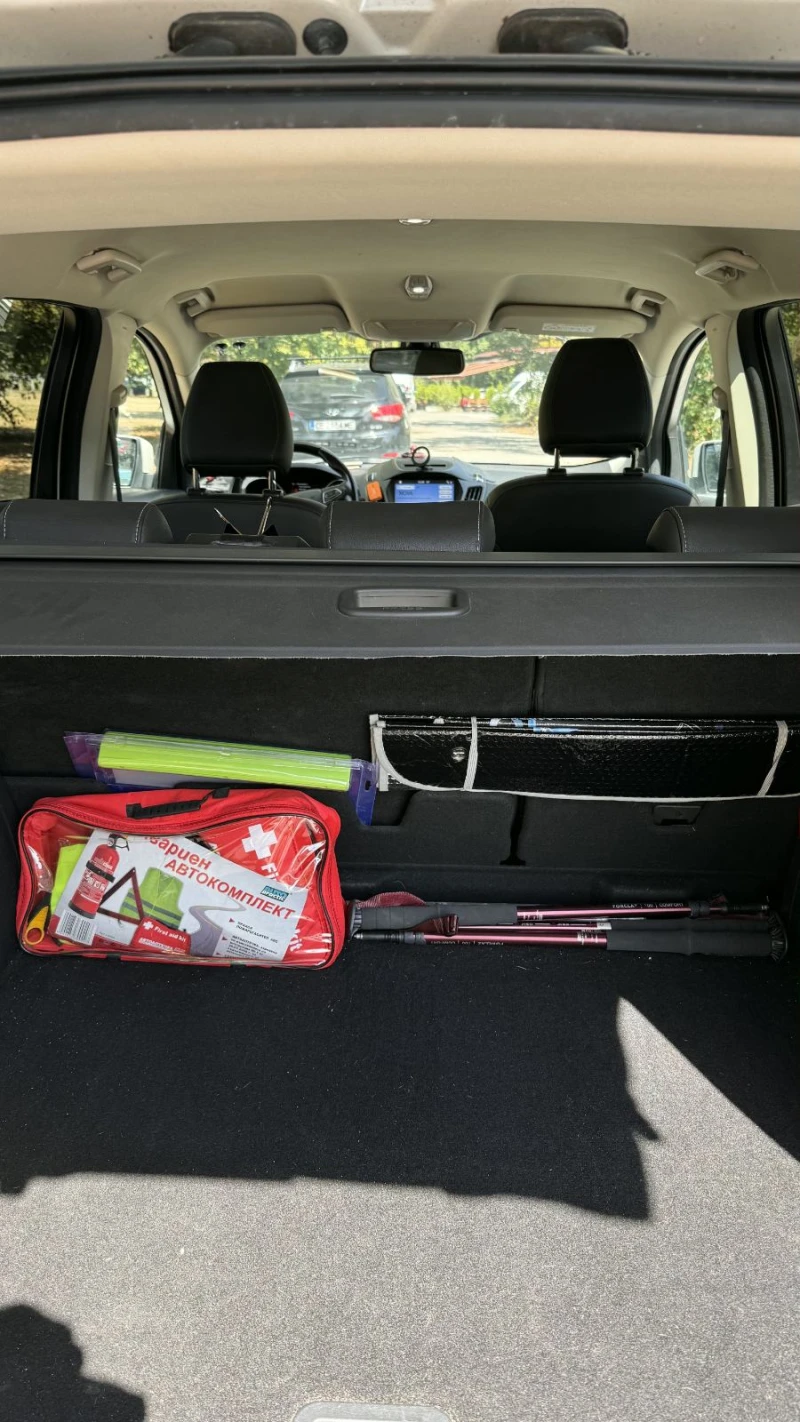 Ford Kuga Титаниум, снимка 11 - Автомобили и джипове - 52542918