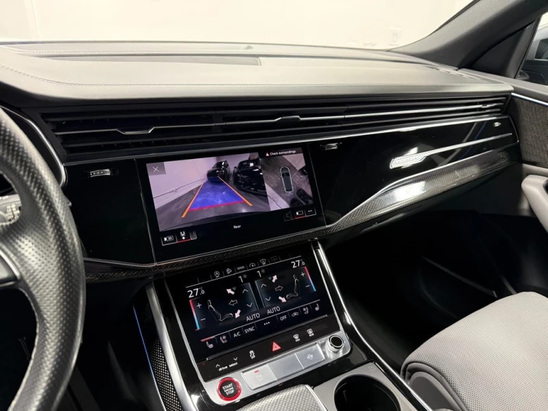 Audi SQ8 * 4.0 TFSI quattro * CARFAX * ЦЕНА ДО БГ, снимка 17 - Автомобили и джипове - 53050655