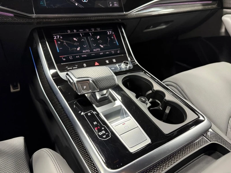 Audi SQ8 * 4.0 TFSI quattro * CARFAX * ЦЕНА ДО БГ, снимка 11 - Автомобили и джипове - 53050655