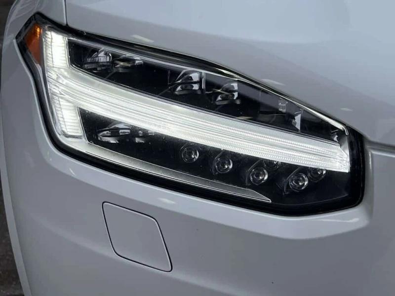 Volvo Xc90 * Momentum | 2 SETS OF TIRES/RIMS | 7 PASSENGER * , снимка 9 - Автомобили и джипове - 53597137