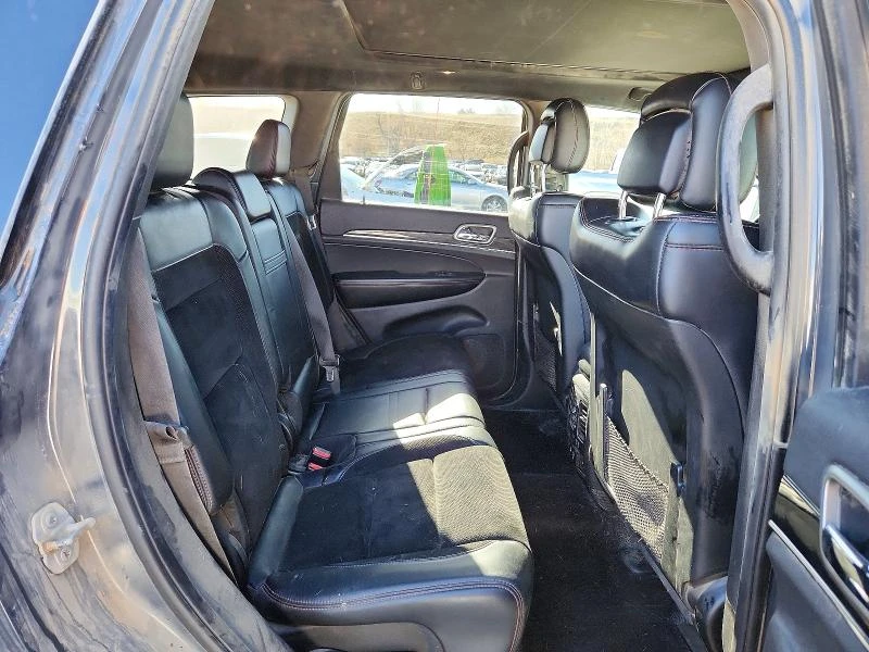 Jeep Grand cherokee TRAILHAWK| DISTRONIC| HARMAN/KARDON| 8ZF| ПАНО, снимка 11 - Автомобили и джипове - 54520874