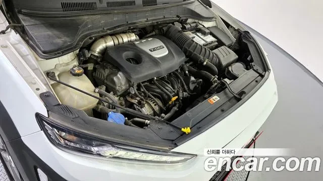Hyundai Kona 1.6 Turbo 4X4, снимка 14 - Автомобили и джипове - 54753919