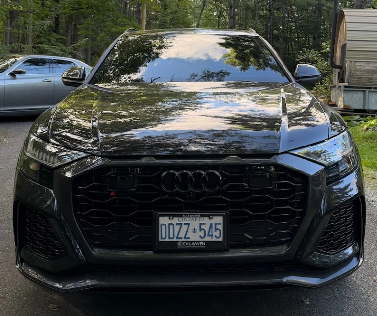 Audi RSQ8 4.0 TFSI quattro * ГЛАВНО ПРЕДСТАВИТЕЛСТВО НА AUDI, снимка 2 - Автомобили и джипове - 55995599