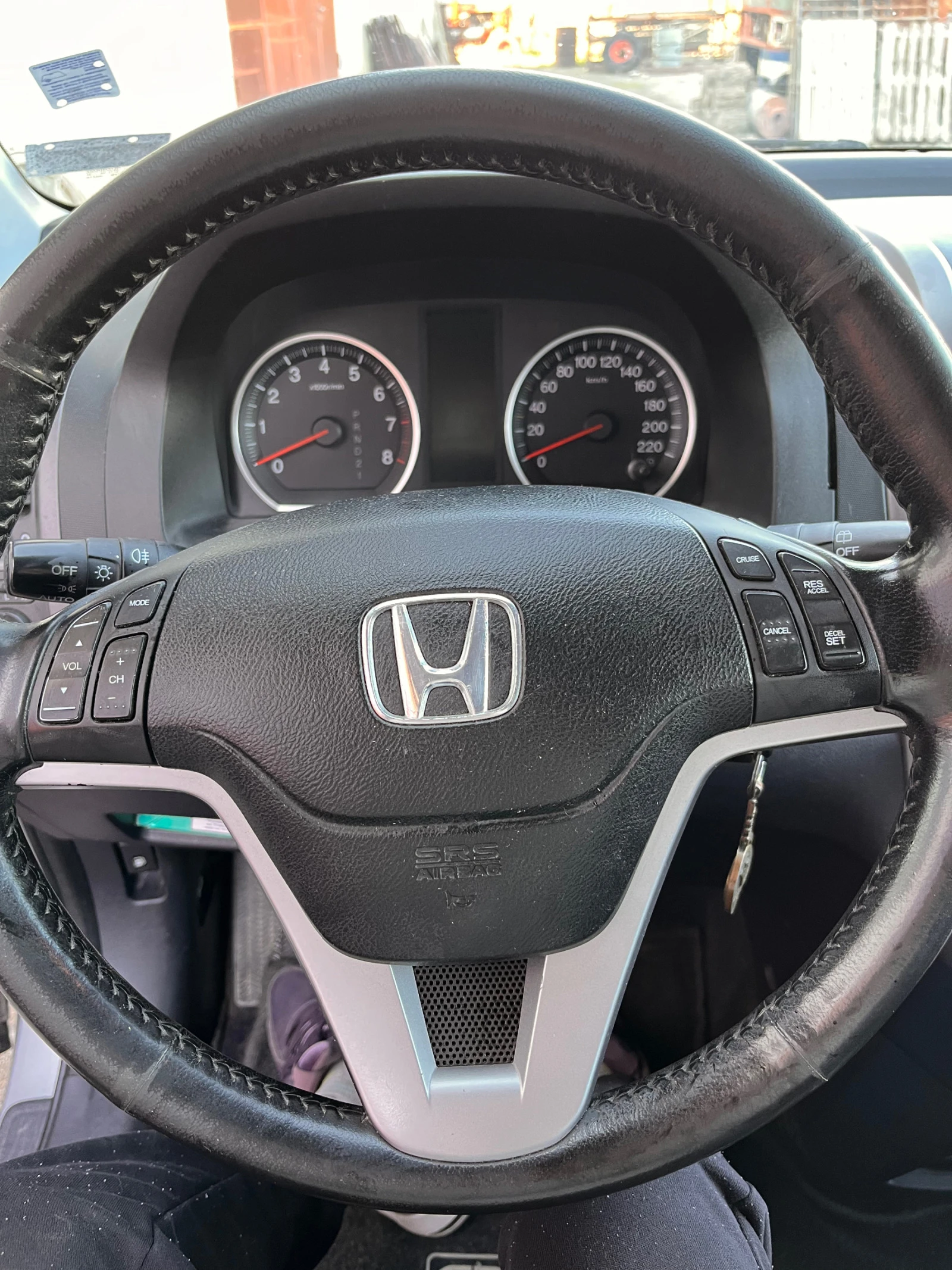 Honda Cr-v 2, 0 Executive AT - изображение 5