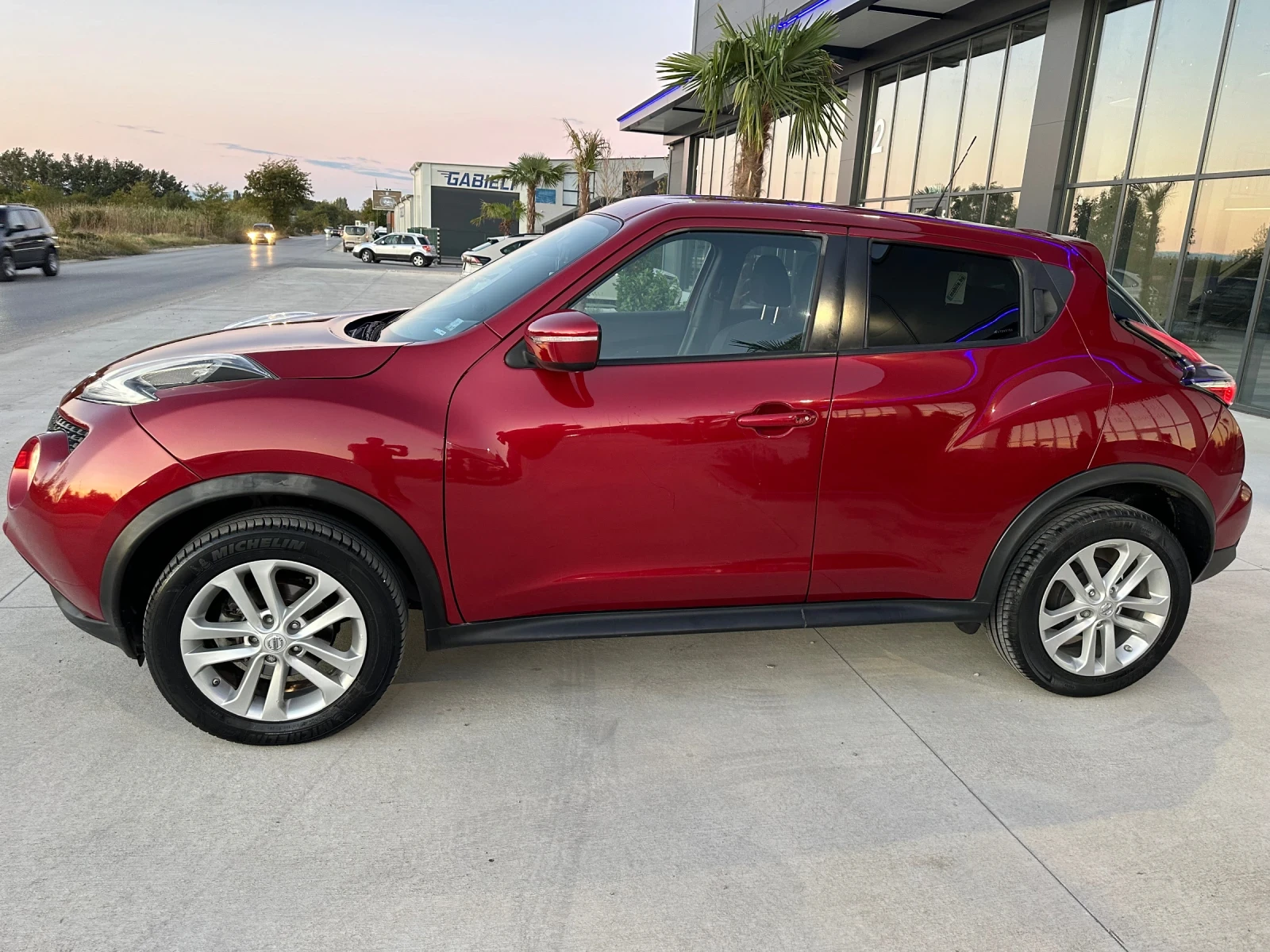 Nissan Juke 1.6 AUTOMATIC FACE - изображение 4