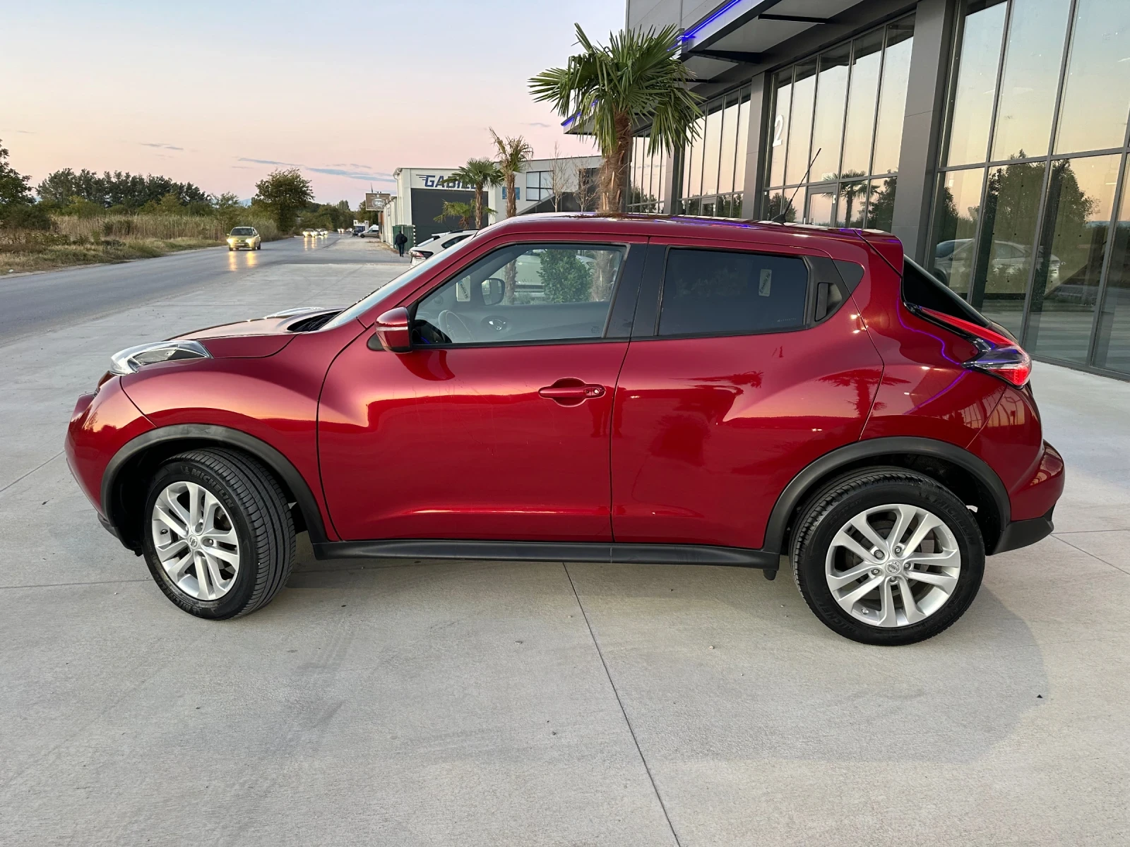 Nissan Juke 1.6 AUTOMATIC FACE - изображение 2