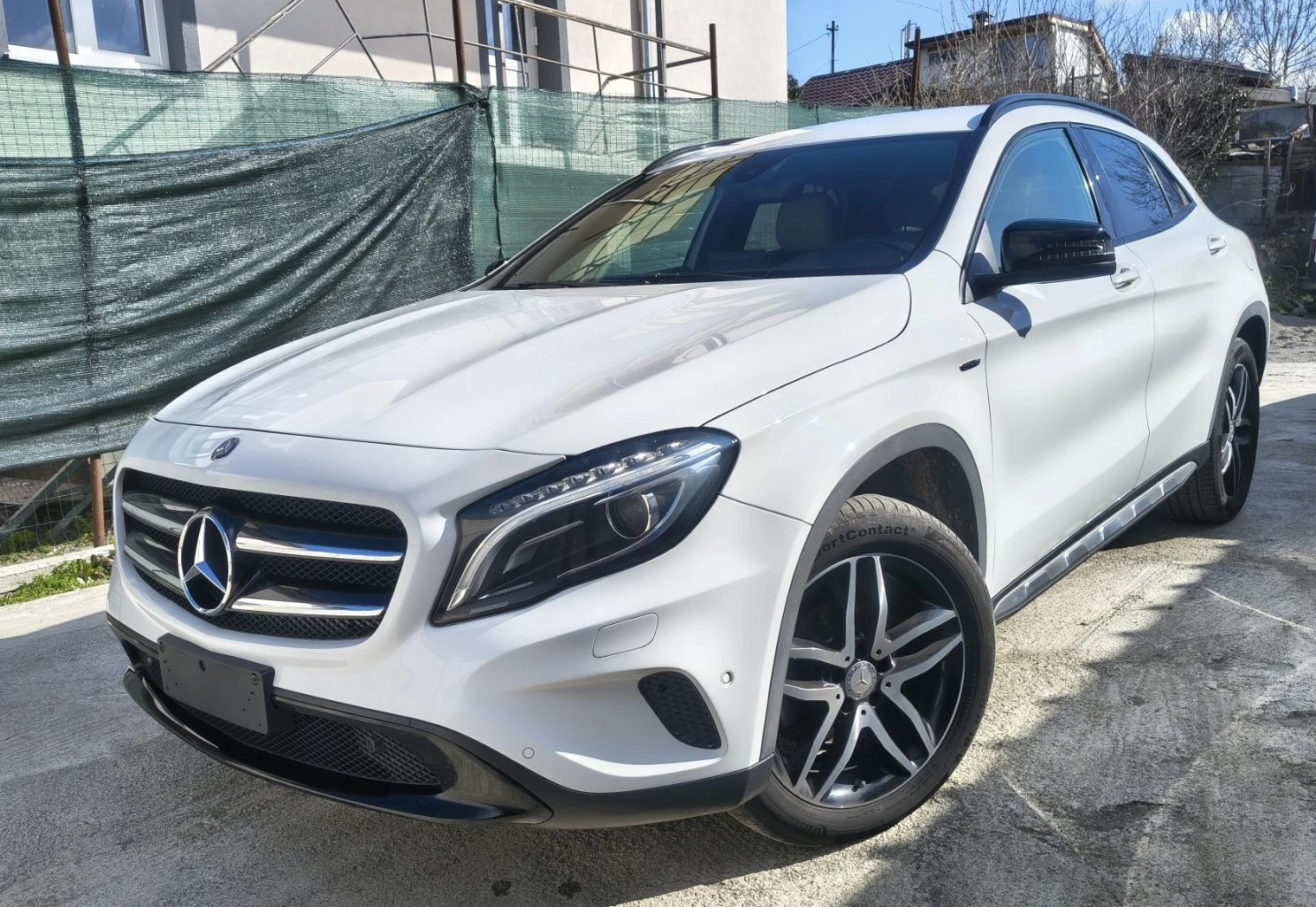 Mercedes-Benz GLA 200d 4Matic Sport 2016г, снимка 3 - Автомобили и джипове - 53306588