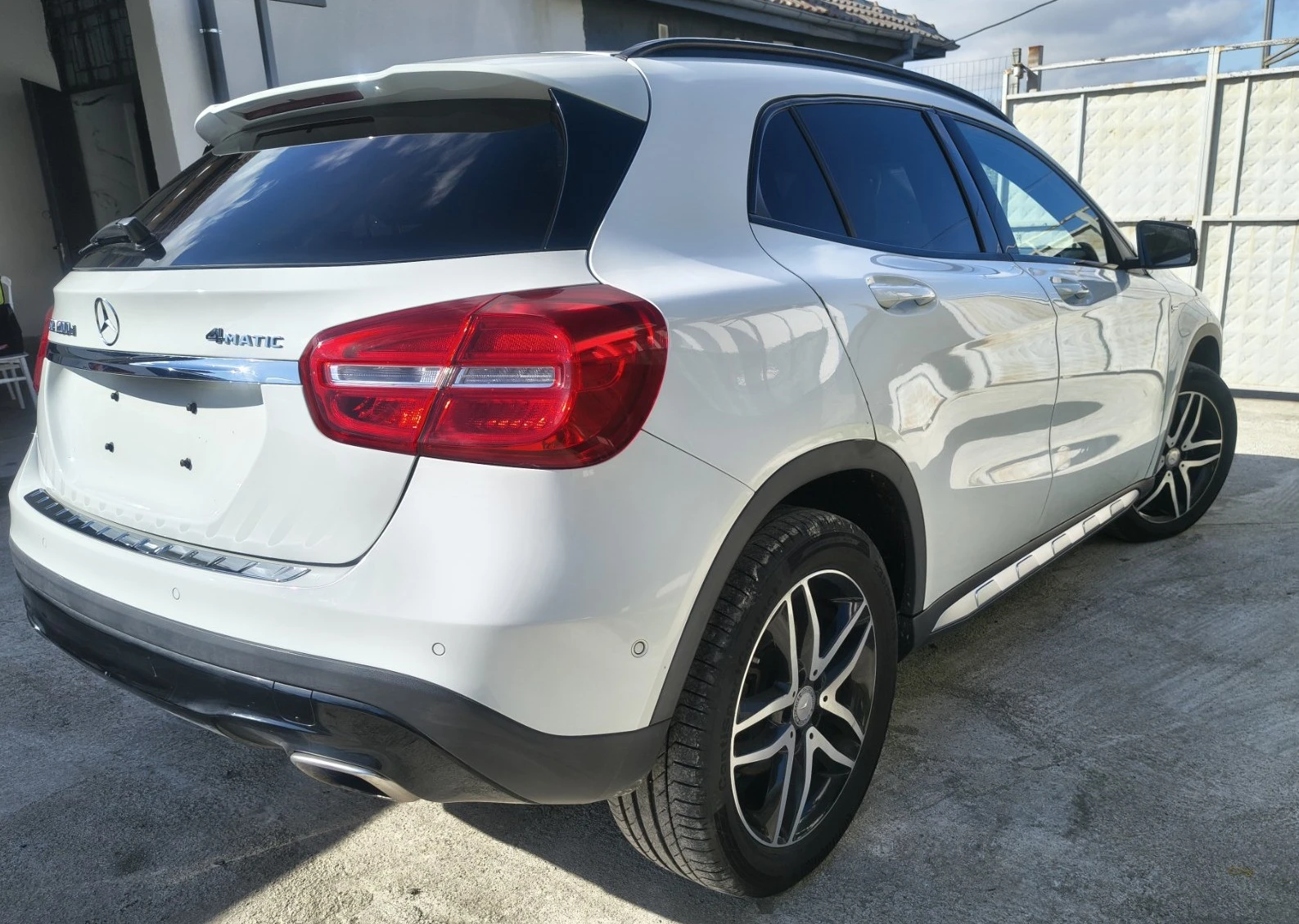 Mercedes-Benz GLA 200d 4Matic Sport 2016г, снимка 5 - Автомобили и джипове - 53306588