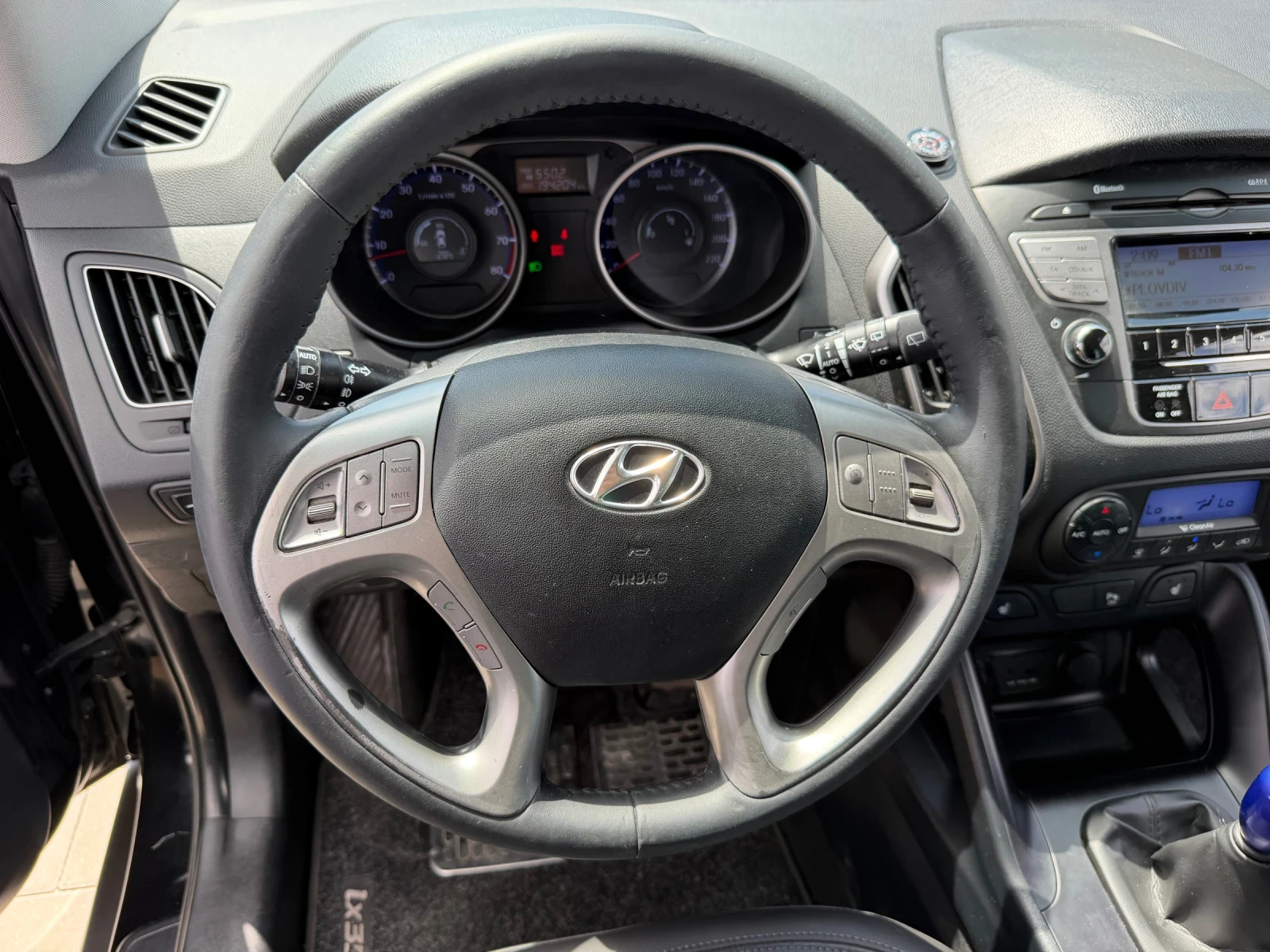 Hyundai IX35, снимка 14 - Автомобили и джипове - 54520765
