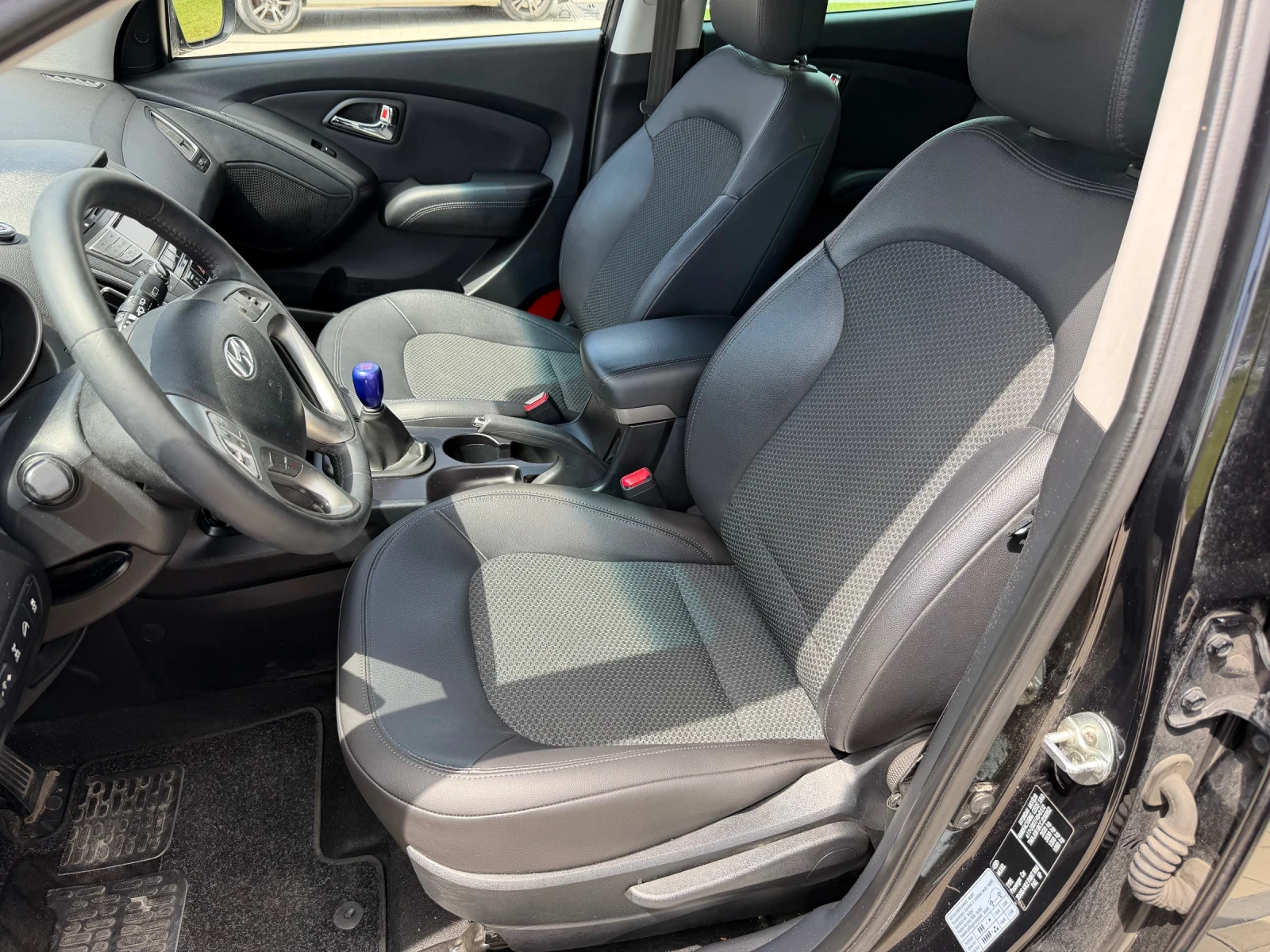 Hyundai IX35, снимка 8 - Автомобили и джипове - 54520765