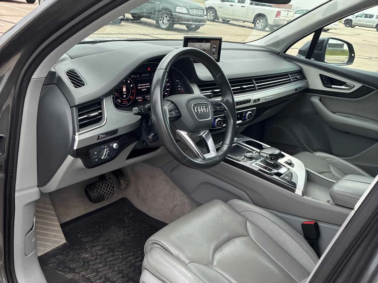Audi Q7 * Technik * 360 * DIS * ДИГИТАЛНО * ОБДУХВАНЕ, снимка 5 - Автомобили и джипове - 55737461