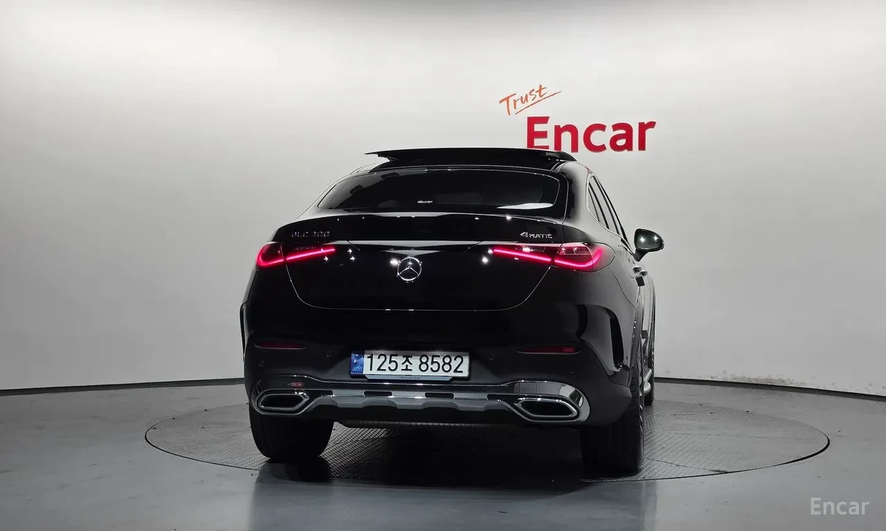 Mercedes-Benz GLC 300 4MATIC Coupe, ЦЕНА до БГ, снимка 4 - Автомобили и джипове - 56249637