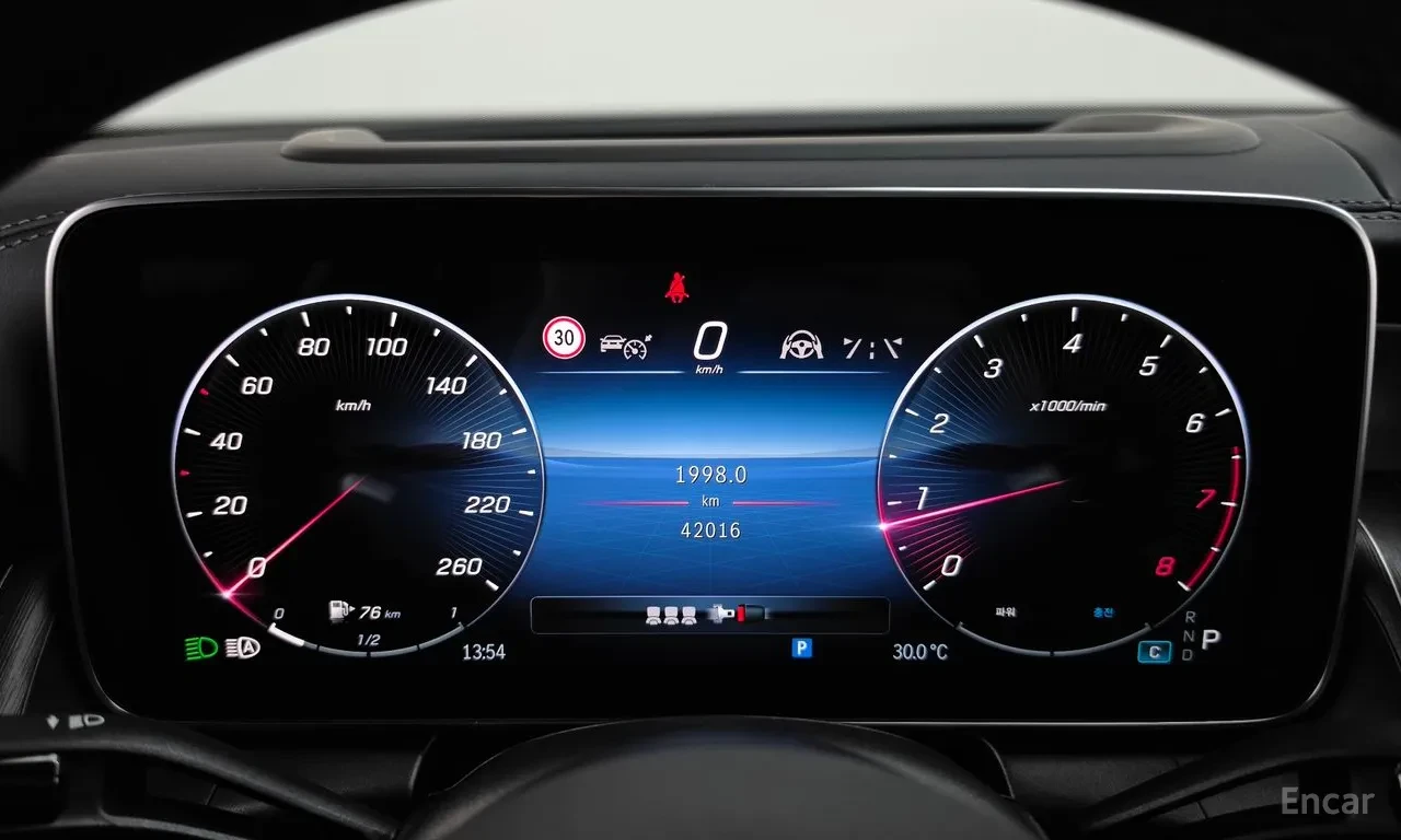 Mercedes-Benz GLC 300 4MATIC Coupe, ЦЕНА до БГ, снимка 8 - Автомобили и джипове - 56249637