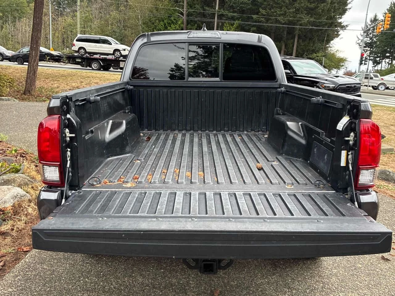 Toyota Tacoma * 4x4 Double Cab * CARFAX * ����� �� ����������� | Mobile.bg � ����������� 13