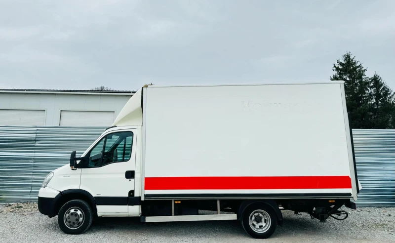 Iveco Daily 3.0tdi Падащ борд, клима, 4.2м фургон , снимка 7 - Бусове и автобуси - 49627153