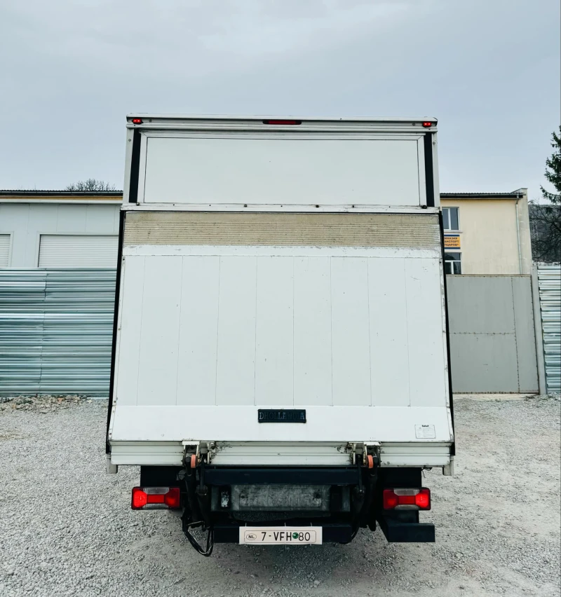 Iveco Daily 3.0tdi Падащ борд, клима, 4.2м фургон , снимка 8 - Бусове и автобуси - 49627153