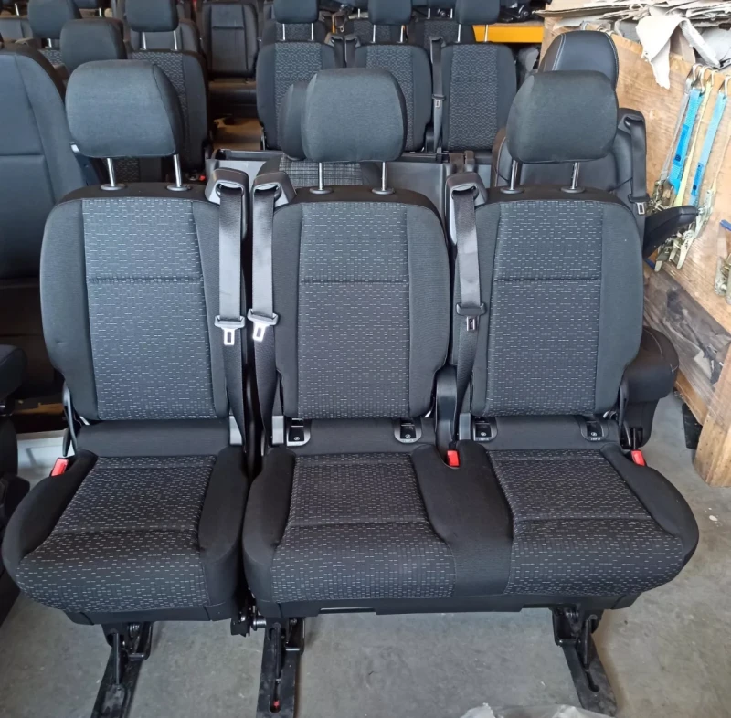 Mercedes-Benz V 250, снимка 11 - Бусове и автобуси - 52385874