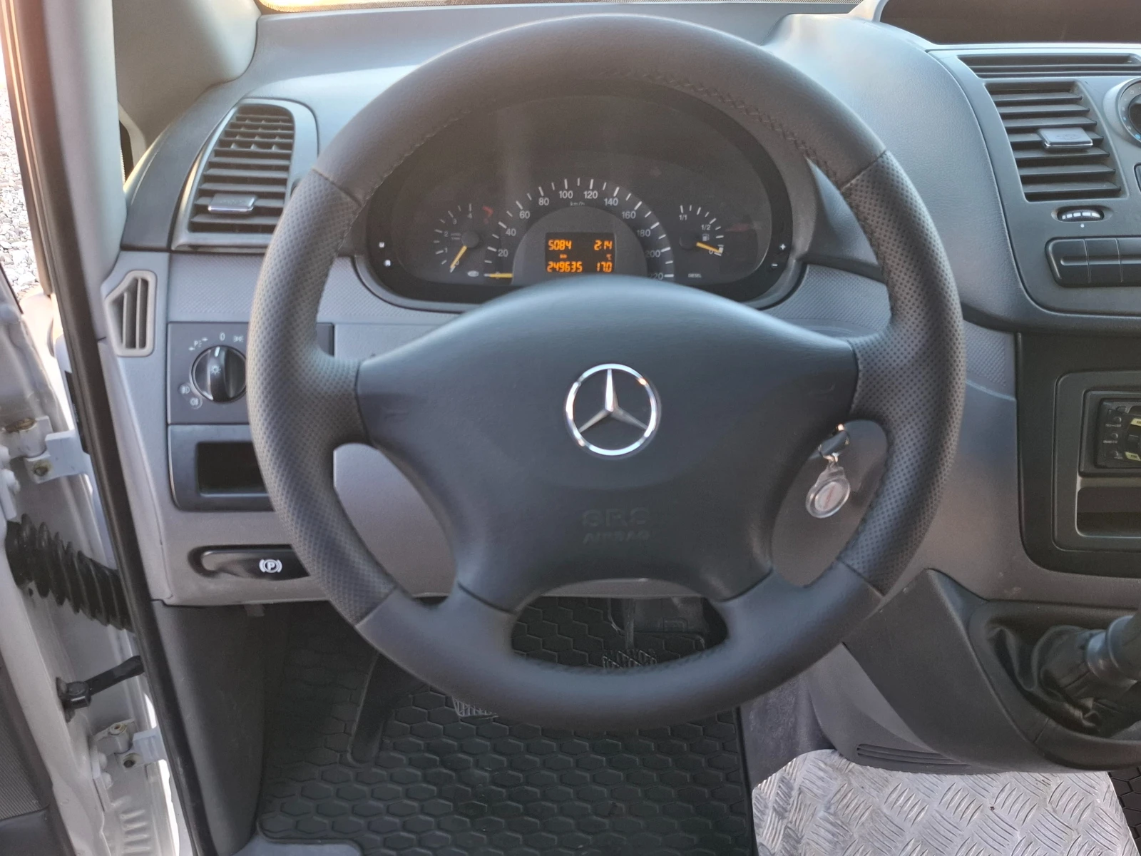 Mercedes-Benz Vito 111CDI/646/Клима/Внос Италия - изображение 8