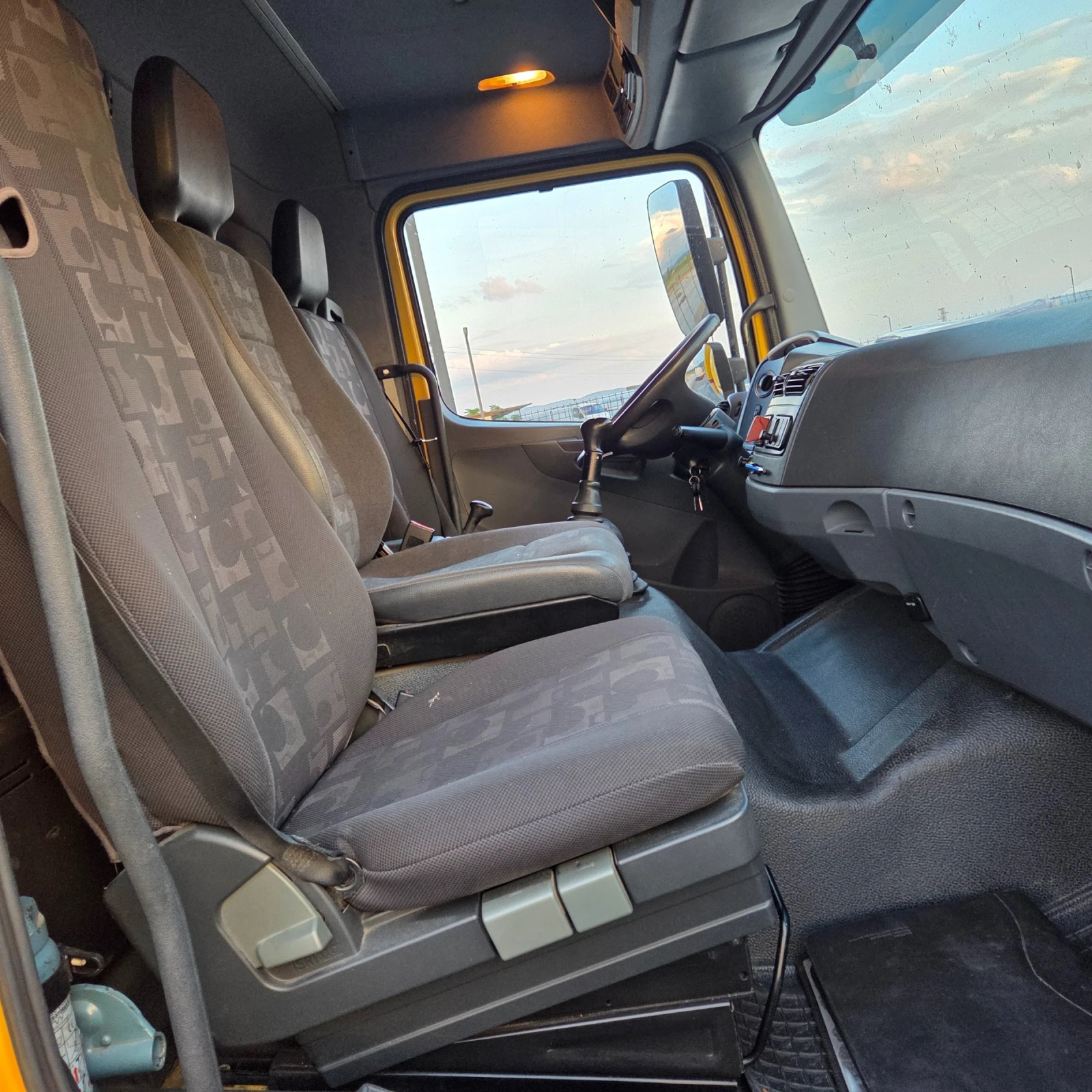 Mercedes-Benz Actros Axor 1829 ТОП, снимка 16 - Камиони - 54768380
