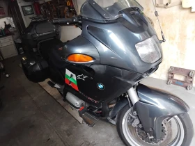    BMW R   