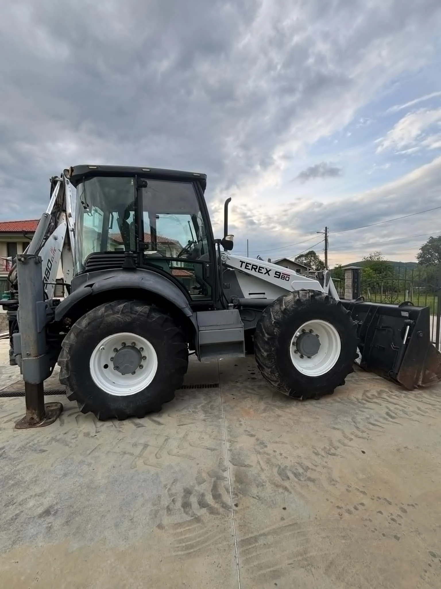 Багер Terex 960