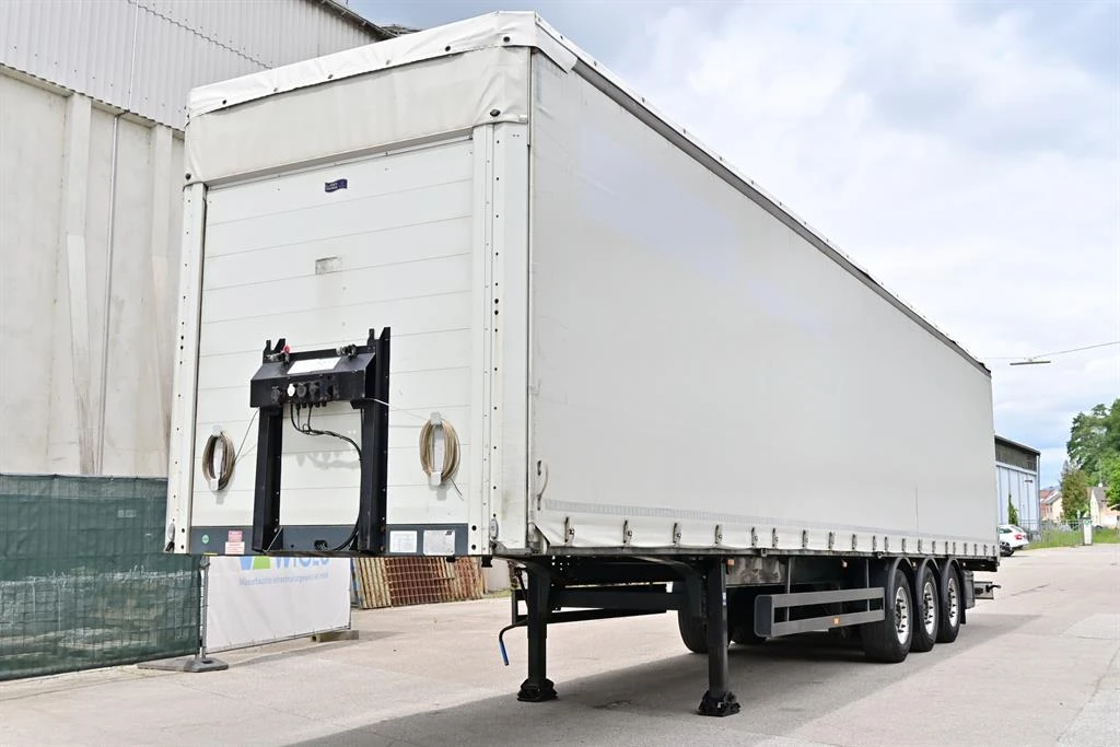 Полуремарке Schwarzmuller 3/E Тристрана щора