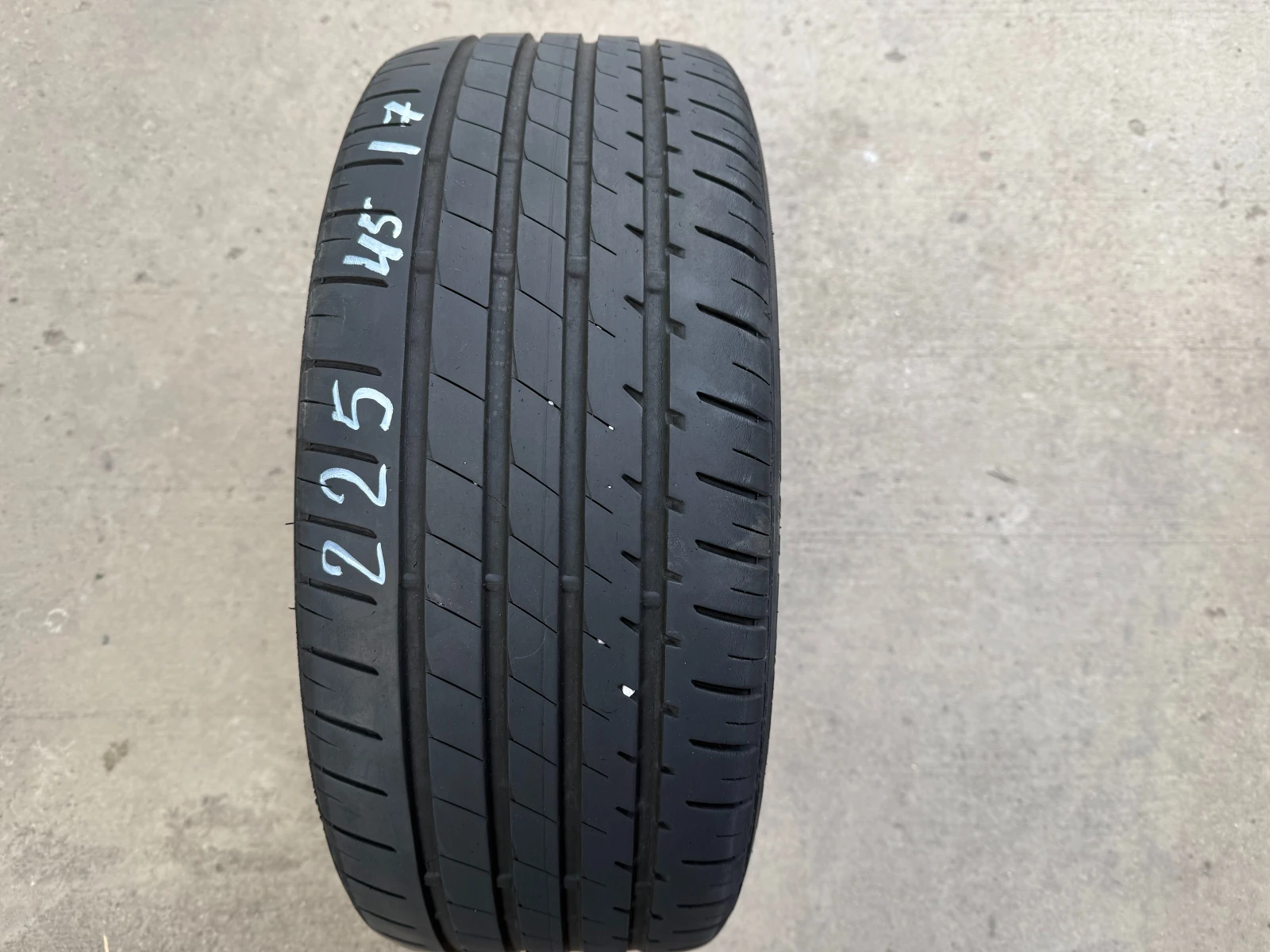  225/45R17 | Mobile.bg   1