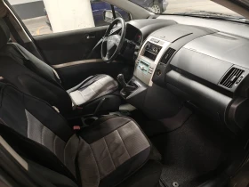 Toyota Corolla verso, снимка 11