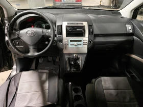 Toyota Corolla verso, снимка 14