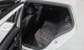 VW Golf * 2.0GTI* EXTREME EDITION* DSG* ПАНОРАМА* ПОДГРЕВ*, снимка 11