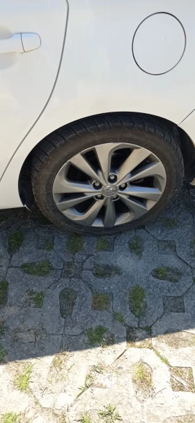 Toyota Auris | Mobile.bg    17