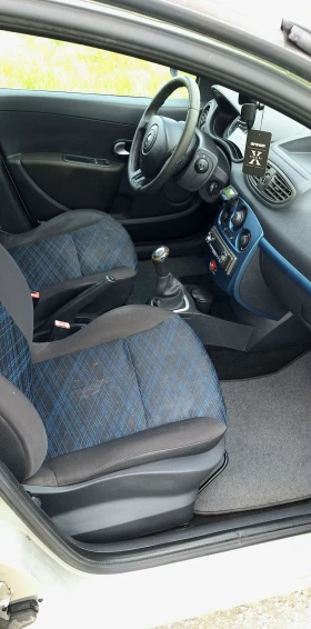 Renault Clio 1.5DCI 86кс.  - 1999 € / 3909.70 лв. - 98914164 7