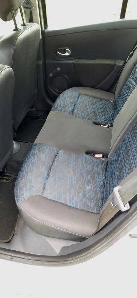 Renault Clio 1.5DCI 86кс.  - 1999 € / 3909.70 лв. - 98914164 8