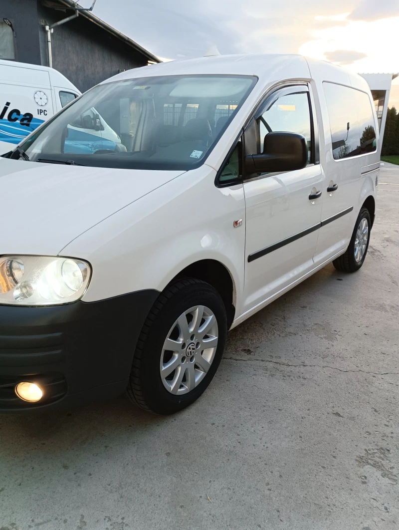 VW Caddy Caddy Life 2.0 Eco fuel + Газ, снимка 8 - Автомобили и джипове - 46192435