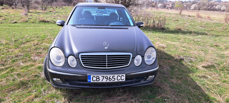 Mercedes-Benz E 270, снимка 1 - Автомобили и джипове - 46184918