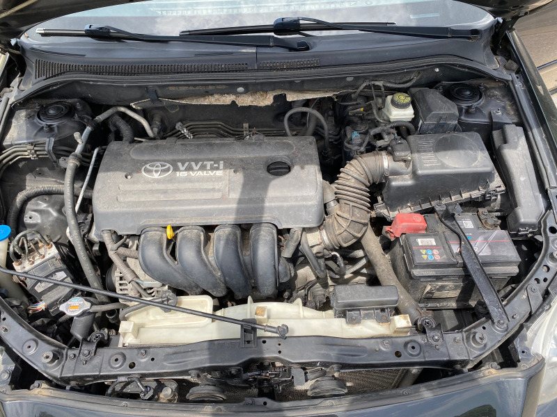 Toyota Avensis 1.8 VVTI, снимка 16 - Автомобили и джипове - 46442195