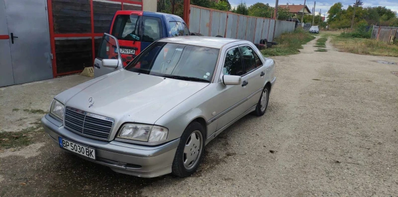 Mercedes-Benz C 200 classic, снимка 2 - Автомобили и джипове - 47413259