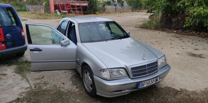 Mercedes-Benz C 200 classic, снимка 1 - Автомобили и джипове - 47413259